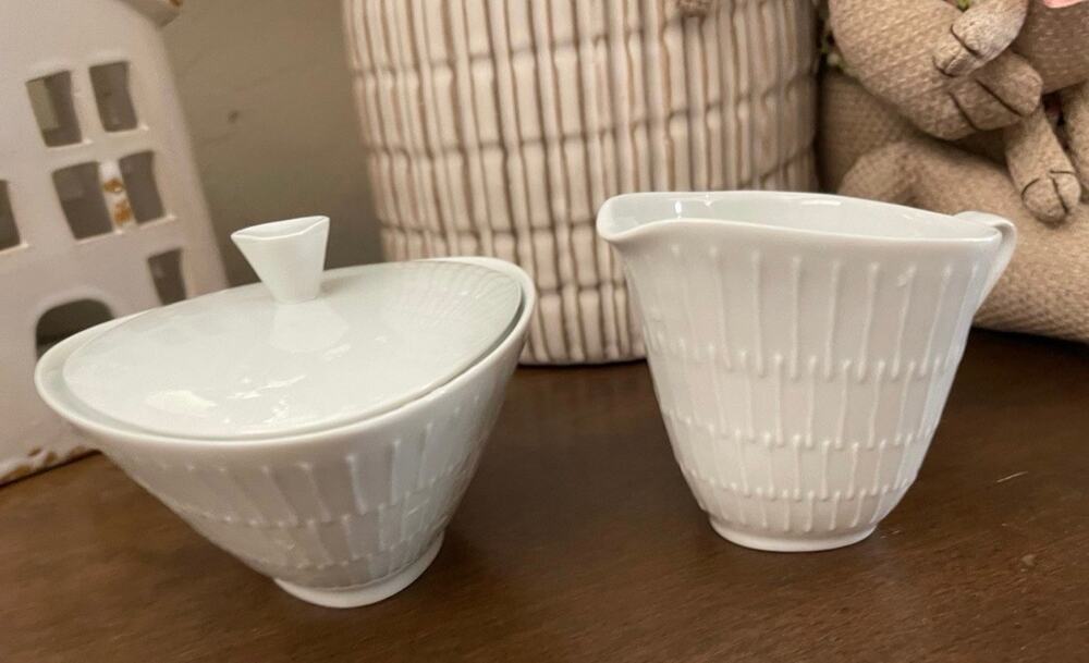 Hutschenreuther Selb Bavarian porcelain creamer and sugar set
